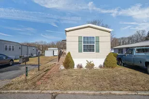 28 Terry Dr, Attleboro, MA 02703 - Photo 1