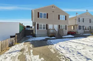 59-61 Pinevale St, Springfield, MA 01151 - Photo 1