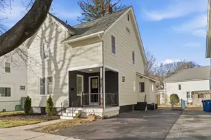 58 Field St, West Springfield, MA 01089 - Photo 1