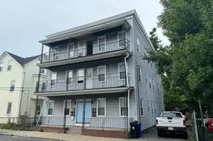 17 Hubbard St, Malden, MA 02148 - Photo 1