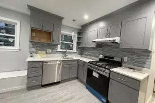 18 Billings Rd, Quincy, MA 02171 - Photo 1