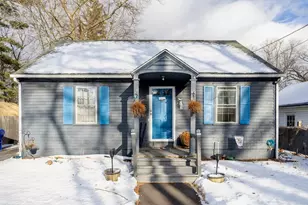 179 Carver, Springfield, MA 01108 - Photo 1