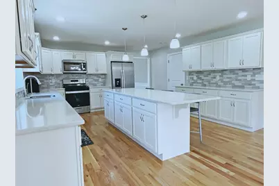 25 Damato Way, Agawam, MA 01001 - Photo 1