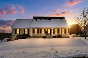 53 Scenic Rd, Westfield, MA 01085 - Photo 1