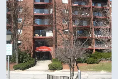 2 Summit Dr. #18, Reading, MA 01867 - Photo 1