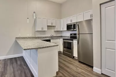 82 Concord St #3A, Framingham, MA 01702 - Photo 1
