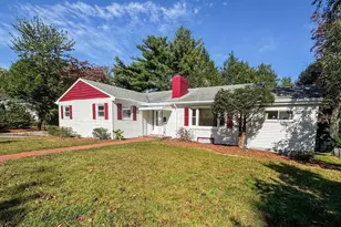 92 Woodcliff Rd, Brookline, MA 02467 - Photo 1