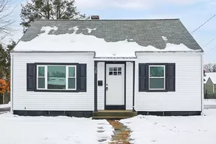 38 Tyrone St, Springfield, MA 01104 - Photo 1