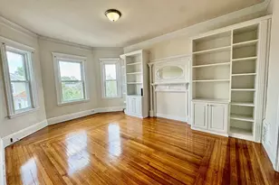 11 Wainwright St, Boston, MA 02124 - Photo 1