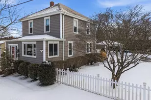 12 Pontiac St, New Bedford, MA 02745 - Photo 1