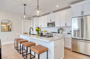 62 Foundry St, Wakefield, MA 01880 - Photo 1