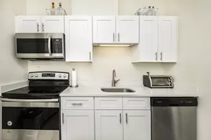 1091 Boylston St, Boston, MA 02215 - Photo 1