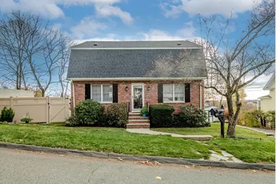 27 Temple St, Melrose, MA 02176 - Photo 1