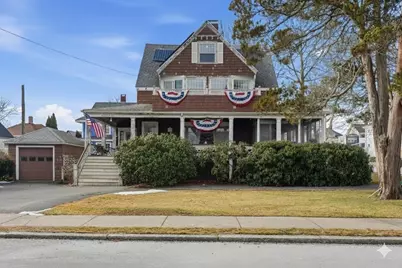 4 Beach Ave, Salem, MA 01970 - Photo 1