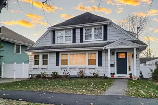 58 Magnolia Rd, Swampscott, MA 01907 - Photo 1