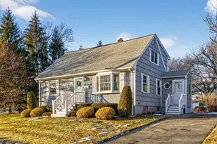 12 Patricia Rd, Peabody, MA 01960 - Photo 1