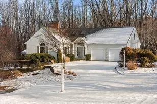 9 Marshall Dr, West Newbury, MA 01985 - Photo 1