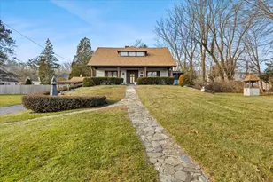 15 Seaview Ave, Swansea, MA 02777 - Photo 1