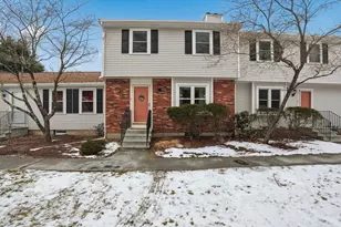 1 Robin Cir, Norton, MA 02766 - Photo 1