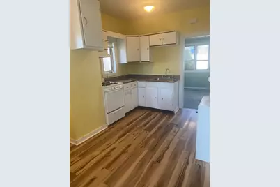 71B Bay Street #B, Hull, MA 02045 - Photo 1