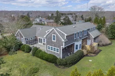 676 Elm St, Dartmouth, MA 02748 - Photo 1