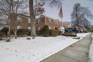 28 Colony Rd, West Springfield, MA 01089 - Photo 1