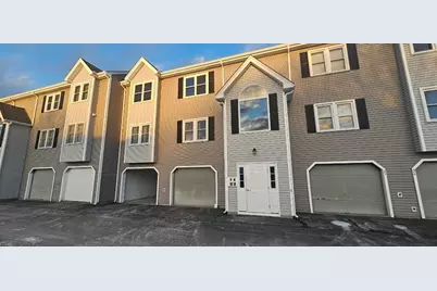 94 Tennis Plaza Rd #1, Dracut, MA 01826 - Photo 1