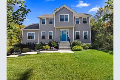 46 Glen Dr, Northbridge, MA 01588 - Photo 1