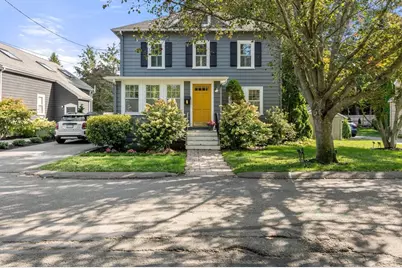 8 Old Salem Rd, Marblehead, MA 01945 - Photo 1