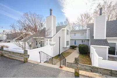 209 Lake St #65, Weymouth, MA 02189 - Photo 1