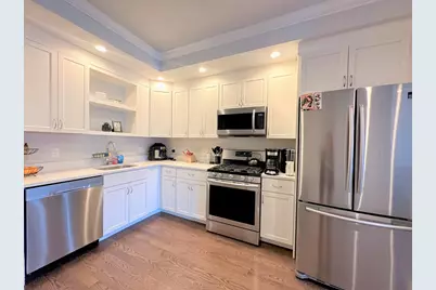 371 Main St #4, Woburn, MA 01801 - Photo 1