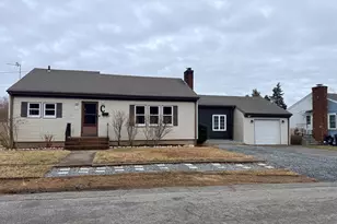 12 Dellawanda Rd, Swansea, MA 02777 - Photo 1