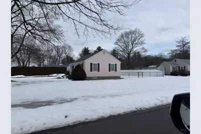 35 Loring Ln, Westfield, MA 01085 - Photo 1