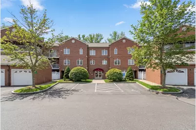 7 Conant Rd #33, Winchester, MA 01890 - Photo 1