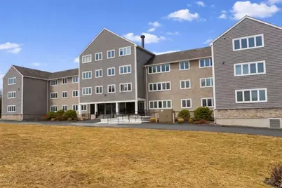 38 Dunham Rd #201, Beverly, MA 01915 - Photo 1