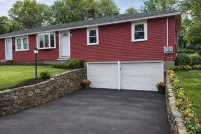 23 Rhodes Cir #1, Hingham, MA 02043 - Photo 1