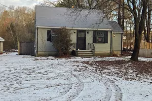 122 York St, Stoughton, MA 02072 - Photo 1