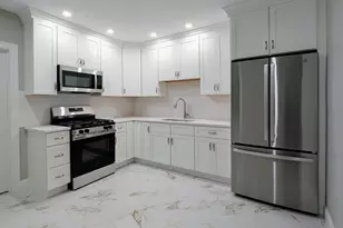 121 Whitman St, New Bedford, MA 02745 - Photo 1