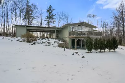 15 Westview Dr, Sutton, MA 01590 - Photo 1