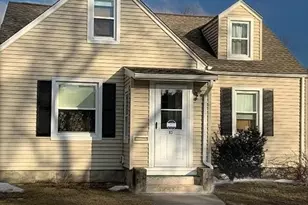 83 Gilman St, Springfield, MA 01118 - Photo 1