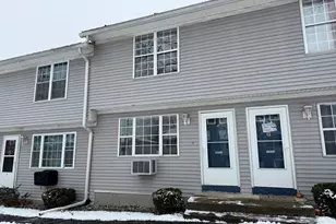 189 Essex St, Springfield, MA 01151 - Photo 1