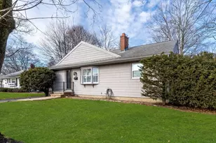 6 Bartlett Rd, Danvers, MA 01923 - Photo 1