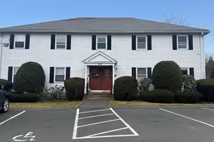 10 Gatehouse Rd, Amherst, MA 01002 - Photo 1