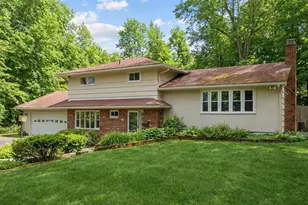 3 Mower St, Paxton, MA 01612 - Photo 1