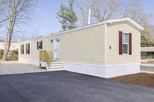 1346 Newport Ave, Attleboro, MA 02703 - Photo 1