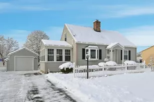 44 Amanda St, Springfield, MA 01118 - Photo 1