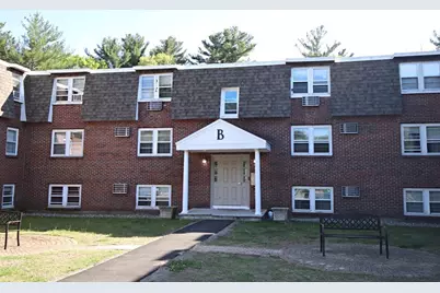 870 Haverhill St #2B, Rowley, MA 01969 - Photo 1