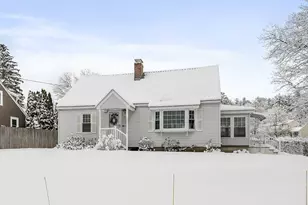 18 Frank St, Chelmsford, MA 01863 - Photo 1