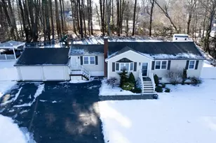 9 Bruce St, Burlington, MA 01803 - Photo 1