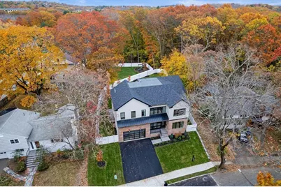 16 Dorcar Rd, Newton, MA 02467 - Photo 1